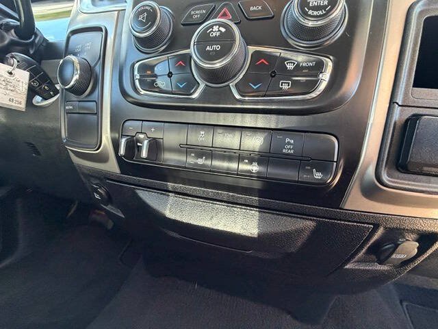 Used 2016 RAM 3500 Big Horn AWD/4WD image 30