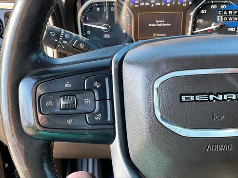 Used 2022 GMC Sierra 2500 Denali w/ Denali Black Diamond Edition image 17