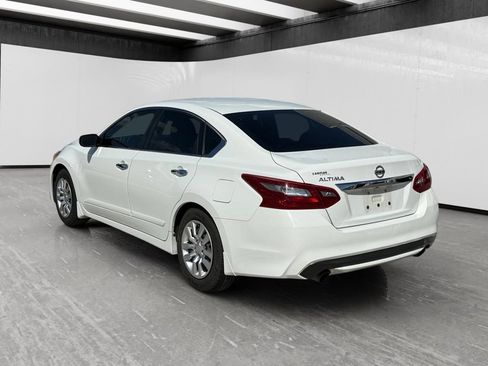 Used 2018 Nissan Altima 2.5 S w/ S Convenience Package FWD image 3