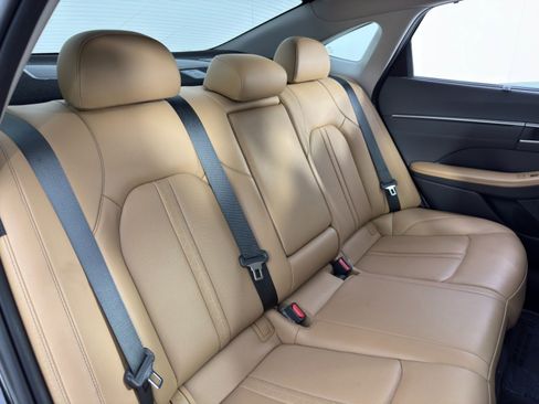 Used 2022 Hyundai Sonata Limited w/ Cargo Package image 37