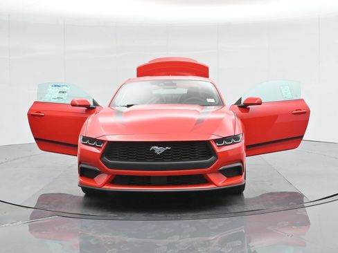 Used 2024 Ford Mustang Coupe RWD image 27