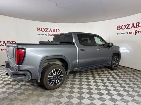 Used 2022 GMC Sierra 1500 AT4 w/ AT4 Premium Package AWD/4WD image 9