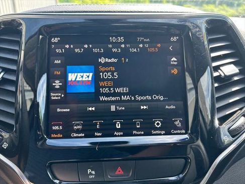 Certified 2019 Jeep Cherokee Limited AWD/4WD image 20