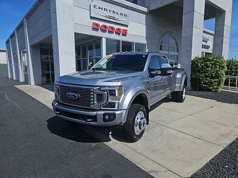 Used 2022 Ford F450 Platinum w/ FX4 Off-Road Package AWD/4WD image 8