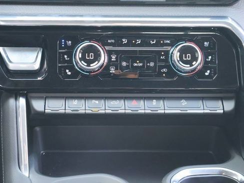 New 2026 GMC Sierra 2500 Denali w/ Denali Reserve Package image 19