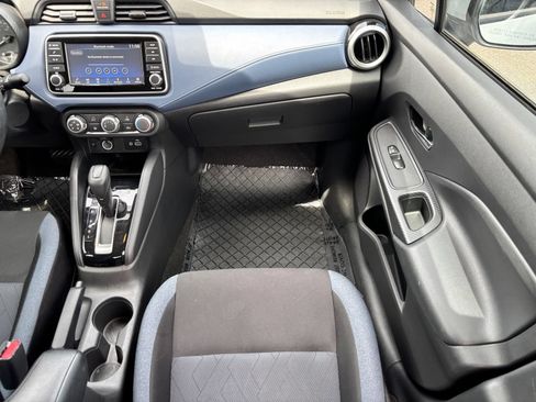 Used 2023 Nissan Versa SV FWD image 15