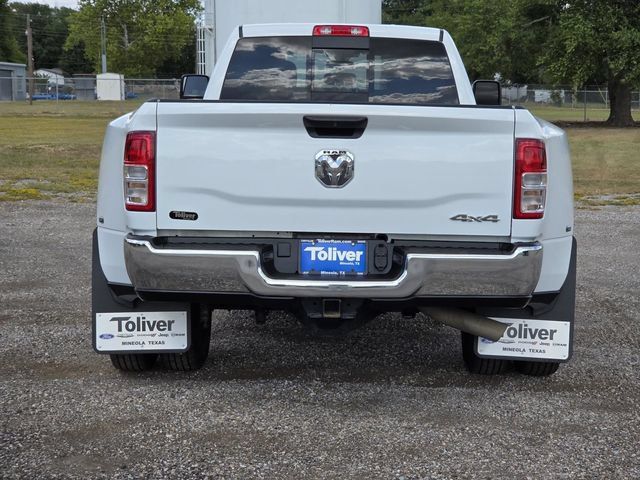 Used 2024 RAM 3500 Tradesman w/ Chrome Appearance Group AWD/4WD image 6