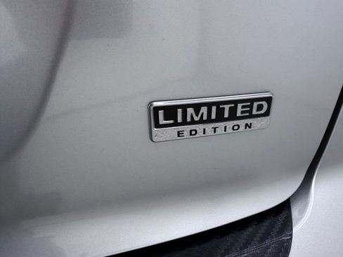 Used 2024 Mitsubishi Eclipse Cross LE AWD/4WD image 10