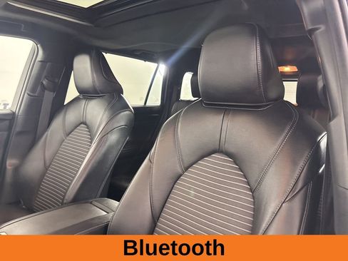 Used 2024 Toyota Highlander XSE image 11