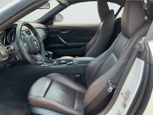 Used 2013 BMW Z4 sDrive28i RWD image 12