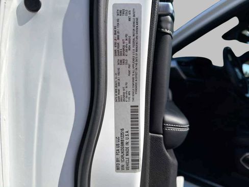 Used 2021 Jeep Grand Cherokee L Overland w/ Luxury Tech Group IV image 35