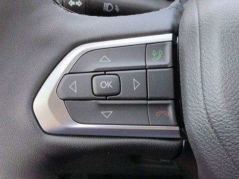 New 2026 Jeep Compass Latitude image 23