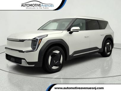 Used 2026 Kia EV9 Wind