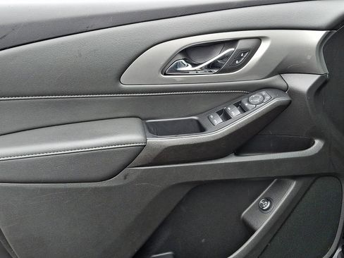 Certified 2023 Chevrolet Traverse LT w/ LPO, Floor Liner Package image 13