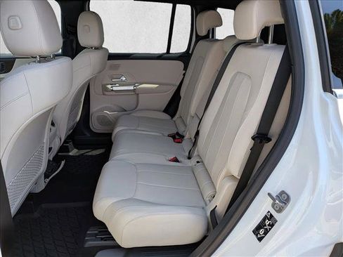 Used 2026 Mercedes-Benz GLB 250 image 19