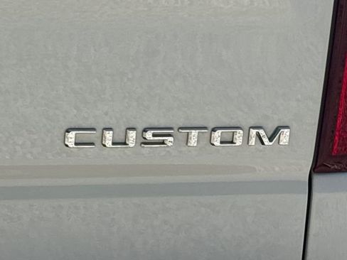 Used 2022 Chevrolet Silverado 1500 Custom AWD/4WD image 13