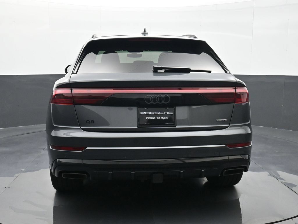 Used 2025 Audi Q8 Premium Plus AWD/4WD image 21