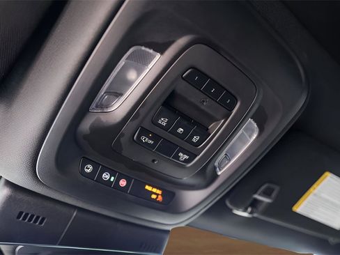 Certified 2025 Cadillac CT5 Premium Luxury image 22