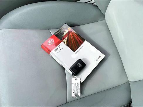 Used 2013 Toyota Prius Four image 14