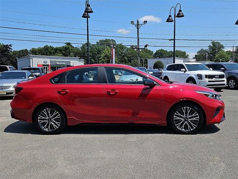 Used 2024 Kia Forte GT-Line w/ GT-Line Premium Package image 8