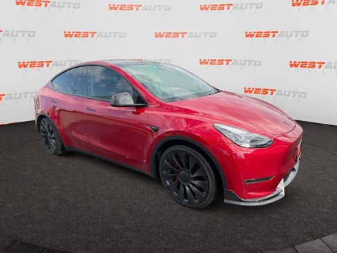Used 2022 Tesla Model Y Performance AWD/4WD image 7