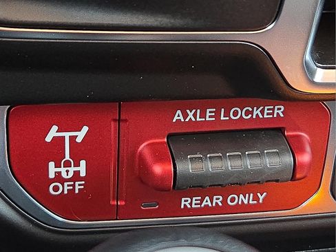 New 2025 Jeep Gladiator Mojave w/ Steel Bumper Group AWD/4WD image 20