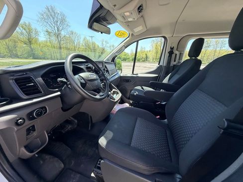 Used 2021 Ford Transit 350 XLT RWD image 16