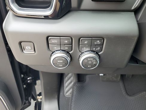 New 2026 GMC Sierra 1500 Denali w/ Denali Reserve Package image 32