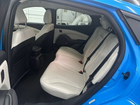 Used 2022 Ford Mustang Mach-E Premium AWD/4WD image 28