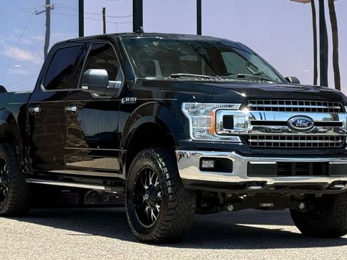 Used 2018 Ford F150 XLT w/ Equipment Group 302A Luxury AWD/4WD image 17