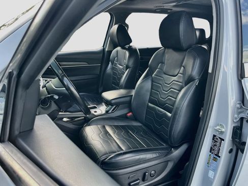 Used 2022 Kia Telluride SX w/ SX Prestige Package AWD/4WD image 22