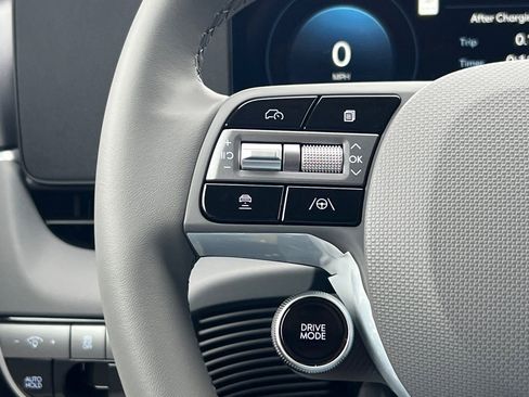 New 2025 Hyundai Ioniq 5 SEL image 30