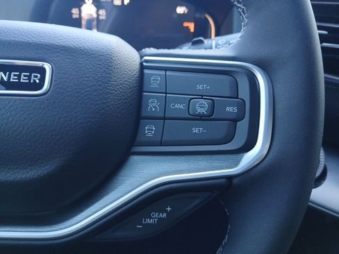 New 2026 Jeep Grand Wagoneer Limited image 13