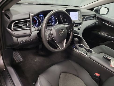 Used 2022 Toyota Camry LE FWD image 16