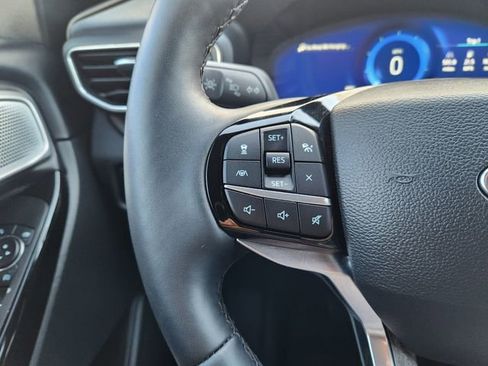 Used 2023 Ford Explorer Platinum w/ Technology Package image 29