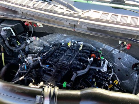 Used 2021 Ford Expedition Platinum RWD image 30