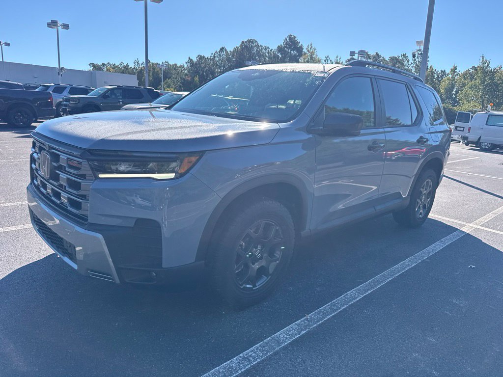 New 2026 Honda Pilot TrailSport image 7