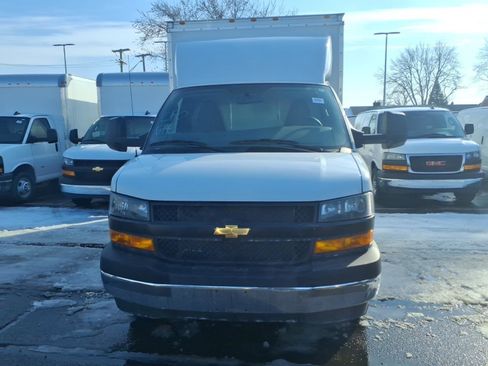 New 2025 Chevrolet Express 3500 w/ Power Convenience Package RWD image 17
