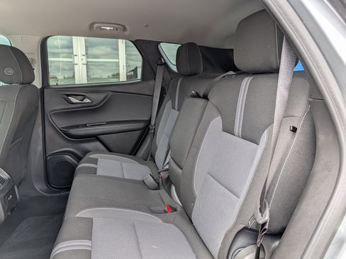 Certified 2025 Chevrolet Blazer LT AWD/4WD image 9