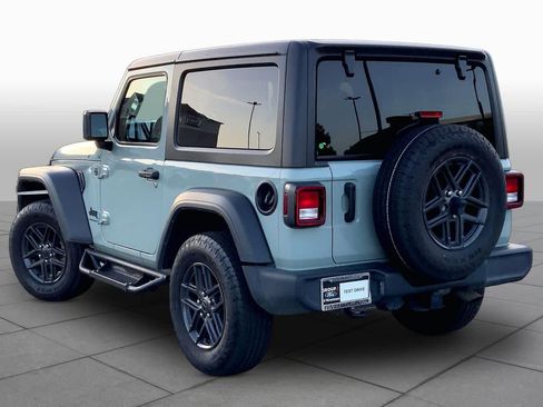 Used 2024 Jeep Wrangler Sport AWD/4WD image 11