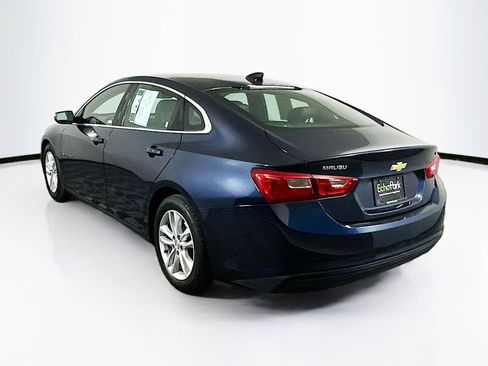 Used 2016 Chevrolet Malibu LT w/ Leather Package FWD image 5