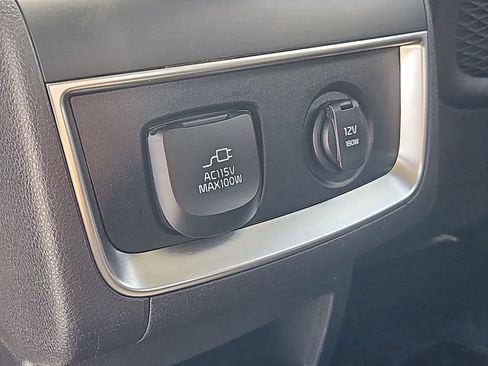 Used 2025 Kia Carnival SX Prestige FWD image 22