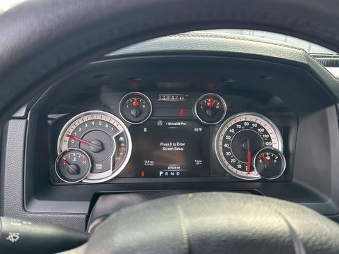 Used 2016 RAM 1500 Laramie w/ Convenience Group image 20