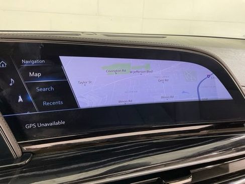 Certified 2022 Cadillac Escalade Sport w/ Touring Package AWD/4WD image 15