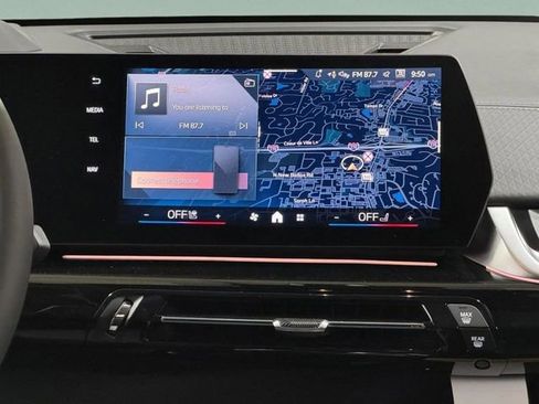 New 2026 BMW X2 xDrive28i w/ Technology Package AWD/4WD image 13