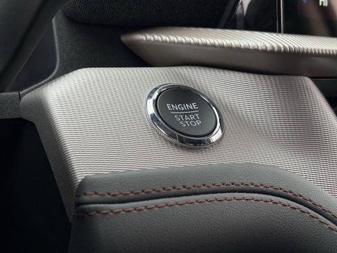 New 2026 Ford Explorer Active RWD image 43