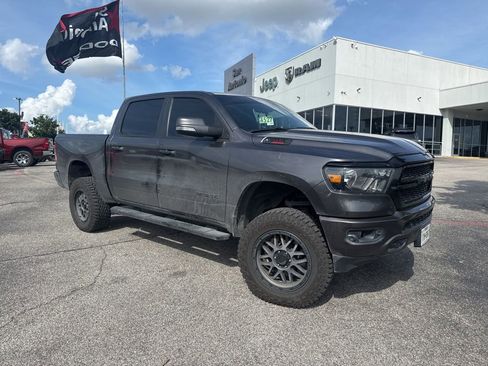 Used 2020 RAM 1500 Big Horn AWD/4WD image 1