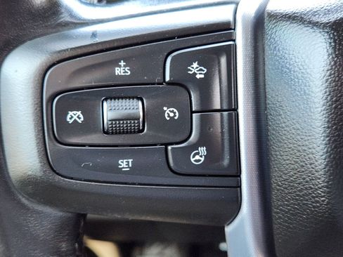 Used 2021 GMC Yukon XL SLT w/ SLT Premium Package RWD image 24
