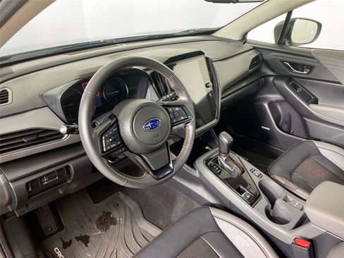 Used 2024 Subaru Crosstrek 2.5i Limited w/ Popular Package #3A image 9