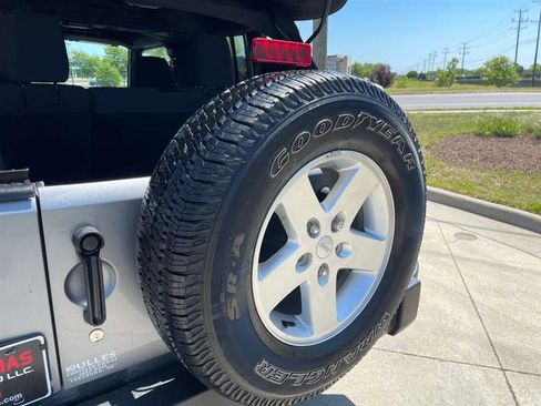 Used 2016 Jeep Wrangler Unlimited Sport w/ Quick Order Package 24S AWD/4WD image 25